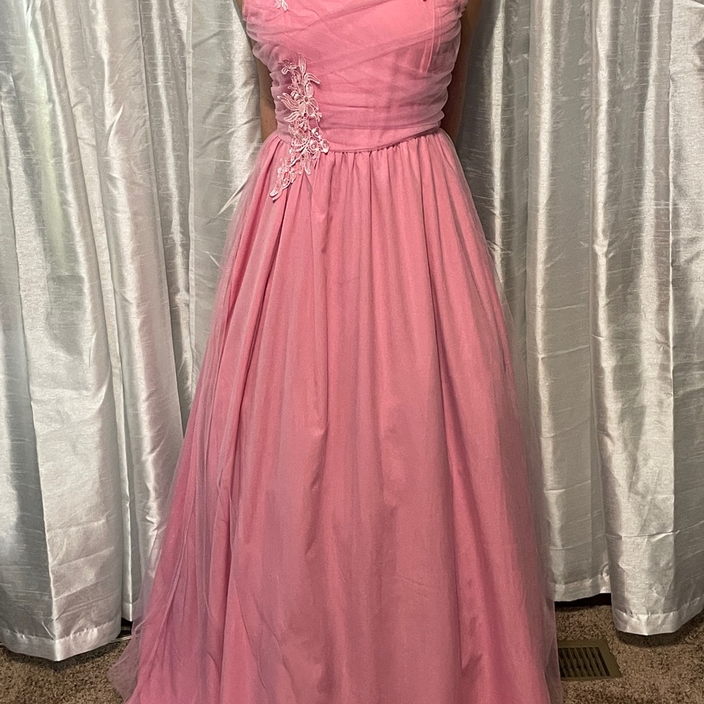 Pink adorable dress - Picture 3 of 4